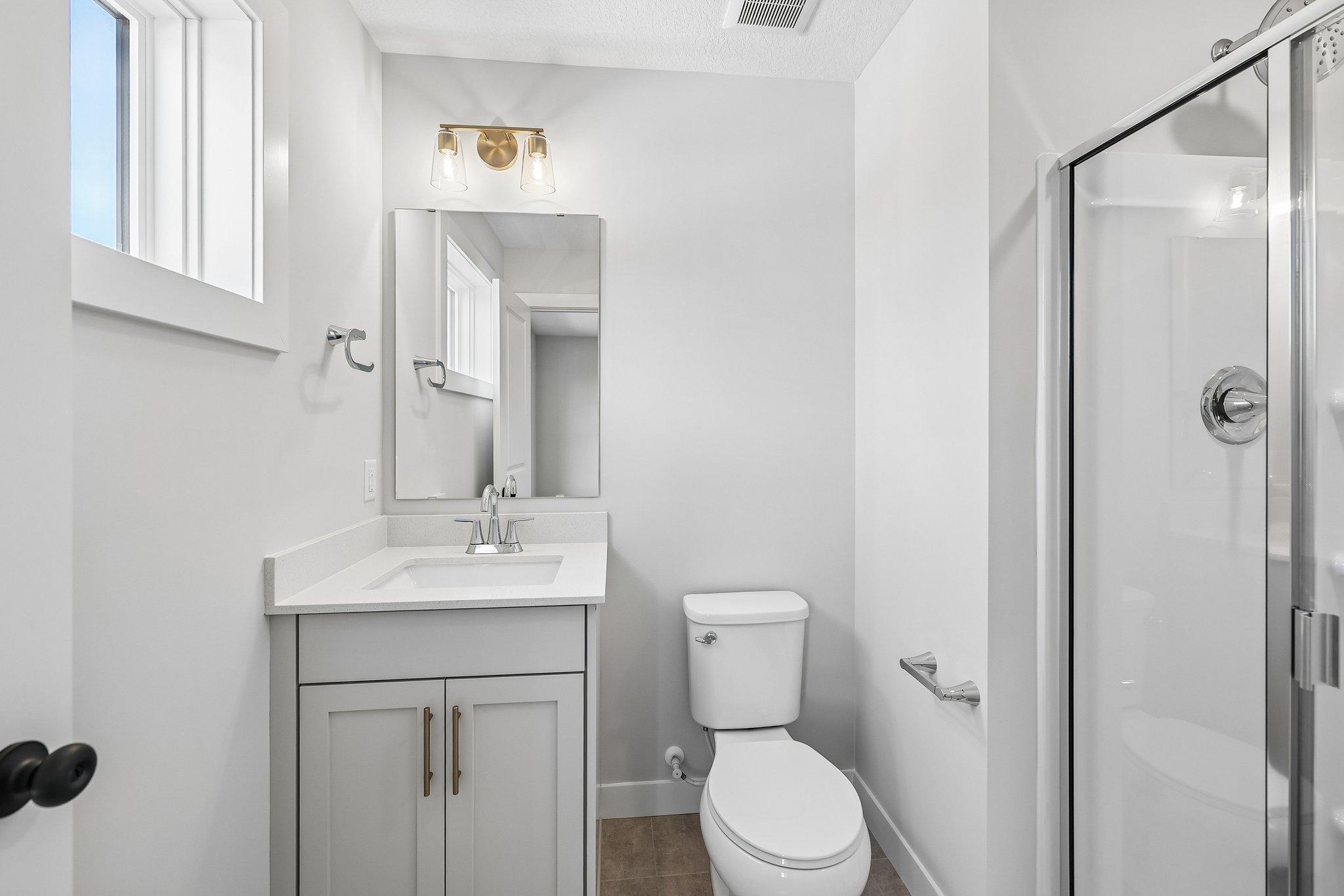 Bedroom 4 Ensuite Bathroom