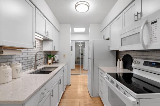 7412 W 22nd Street, 309, Saint Louis Park, MN 55426