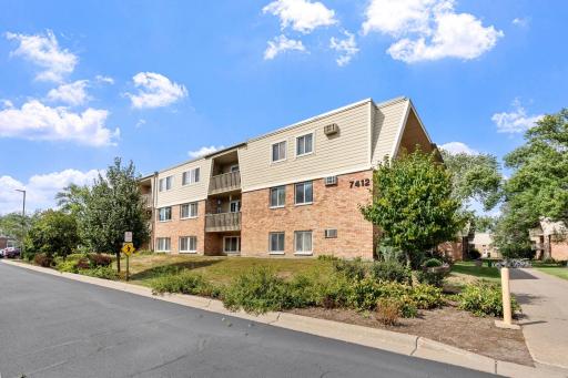 7412 W 22nd Street, 309, Saint Louis Park, MN 55426
