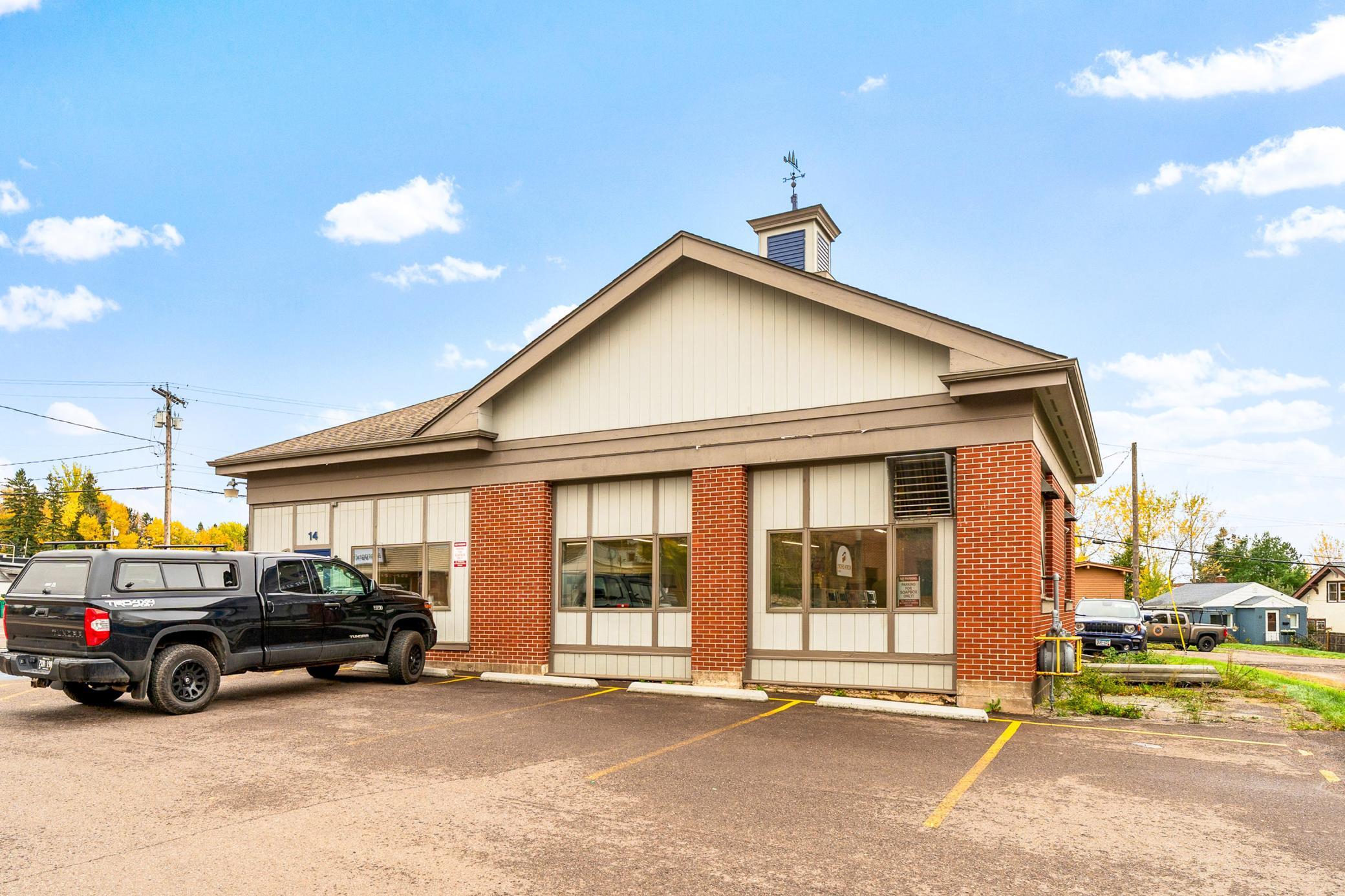 Property photo for 14 E Calvary Road, Duluth, MN 55803