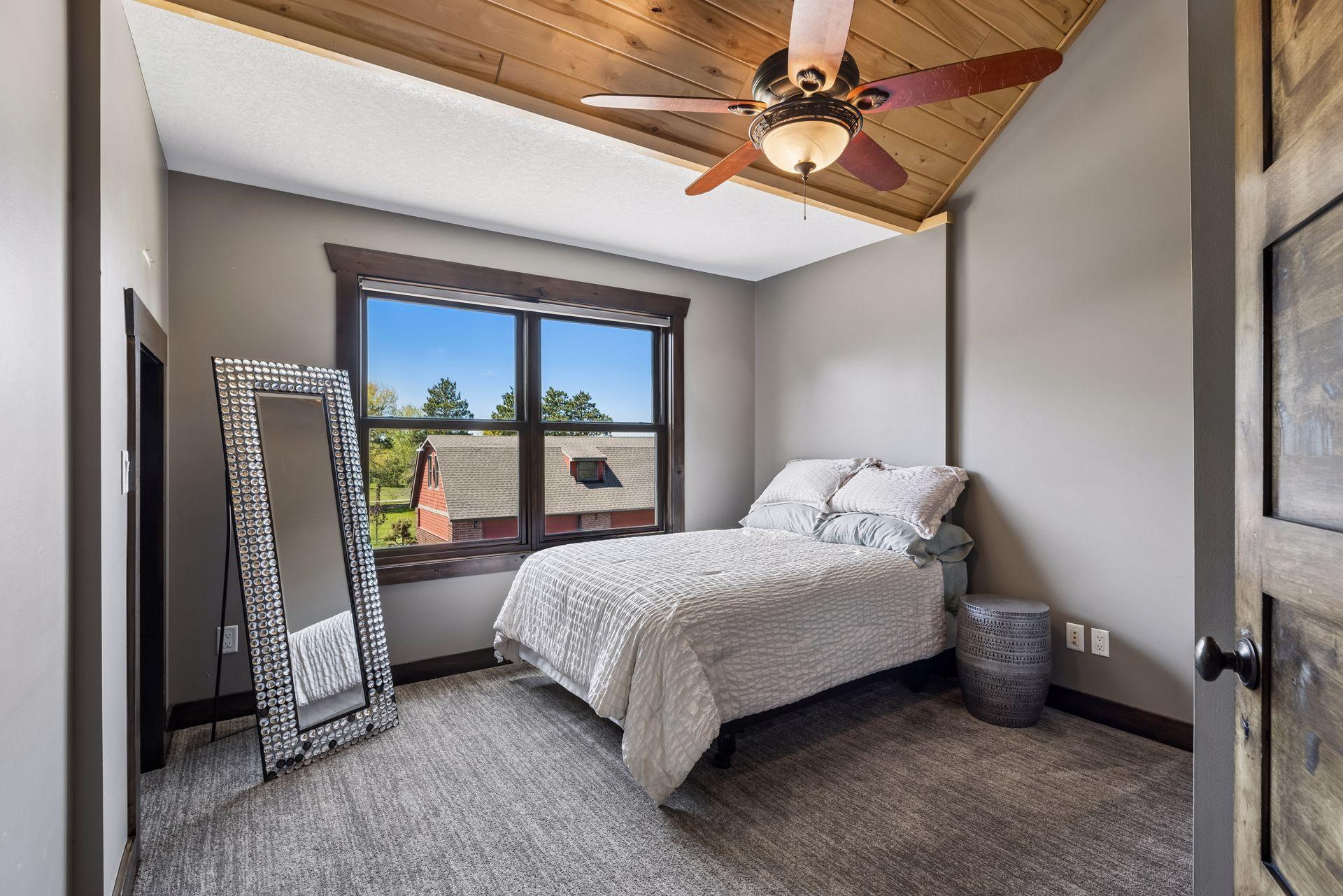 4th bedroom