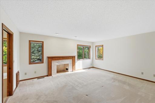 9220 53rd Street N, Lake Elmo, MN 55042