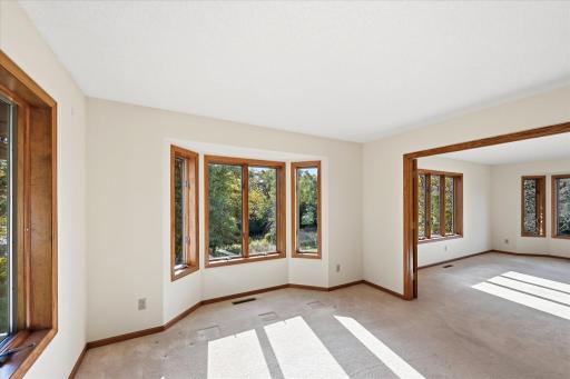 9220 53rd Street N, Lake Elmo, MN 55042