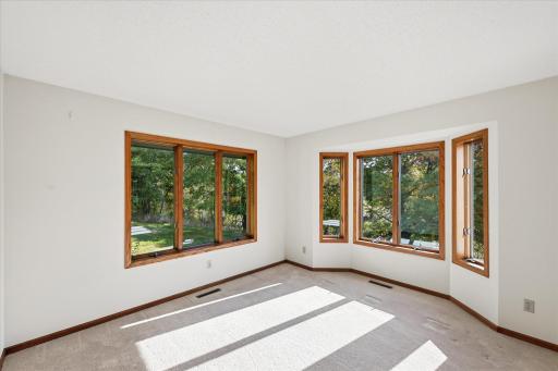 9220 53rd Street N, Lake Elmo, MN 55042