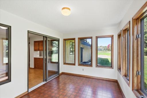 9220 53rd Street N, Lake Elmo, MN 55042