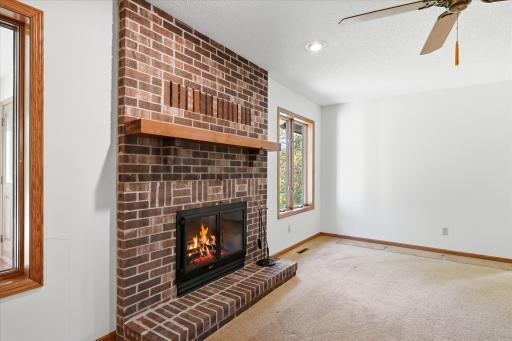 9220 53rd Street N, Lake Elmo, MN 55042