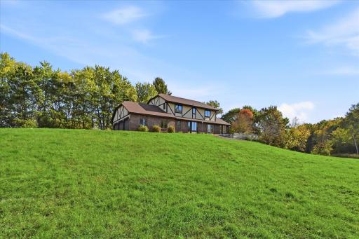 9220 53rd Street N, Lake Elmo, MN 55042