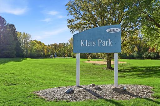 9220 53rd Street N, Lake Elmo, MN 55042