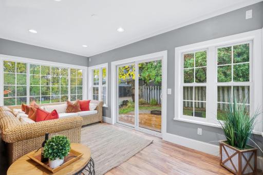 1128 Selby Avenue, Saint Paul, MN 55104