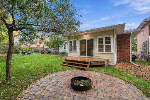 1128 Selby Avenue, Saint Paul, MN 55104