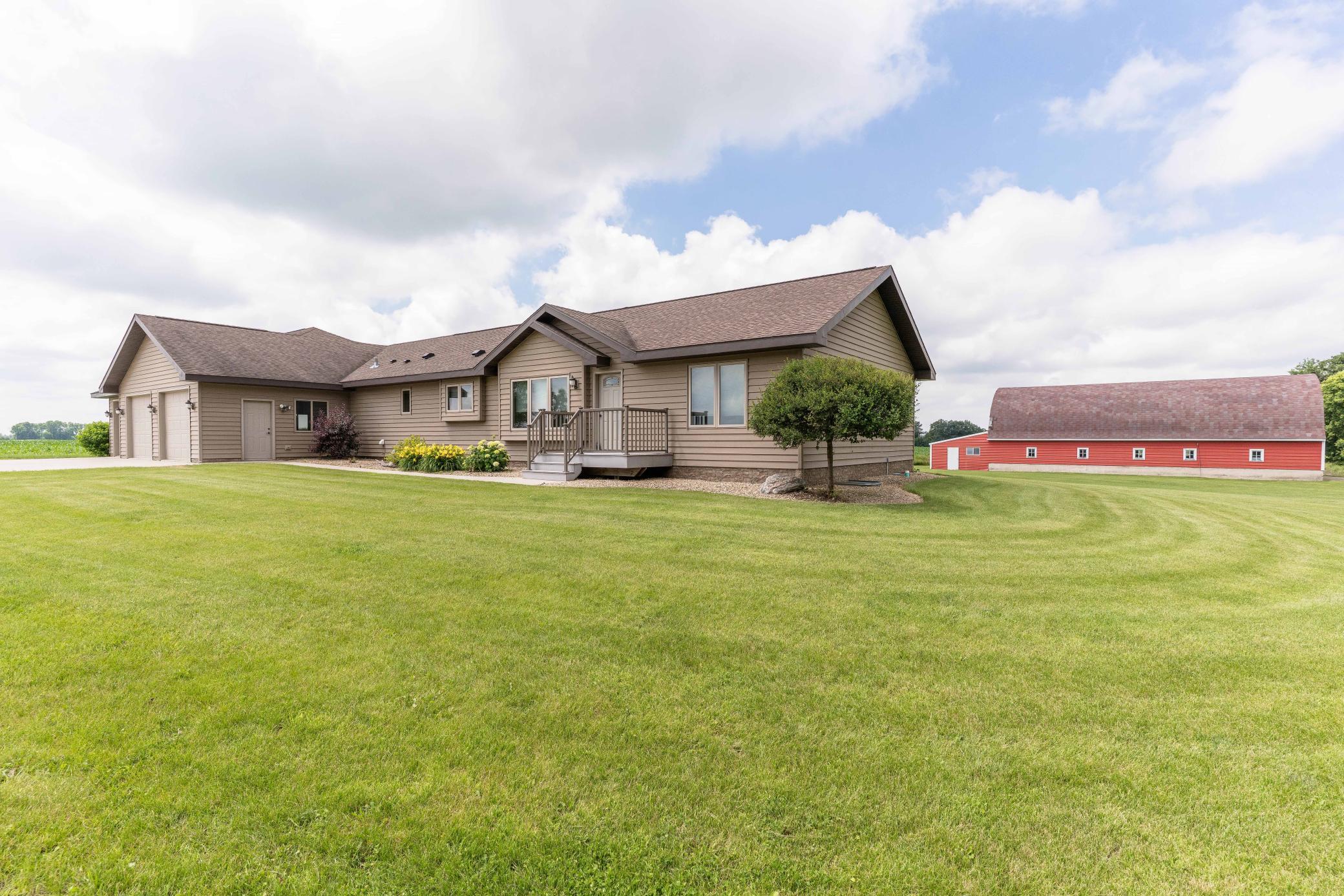 6432 Botzet Rd NE-307.jpg