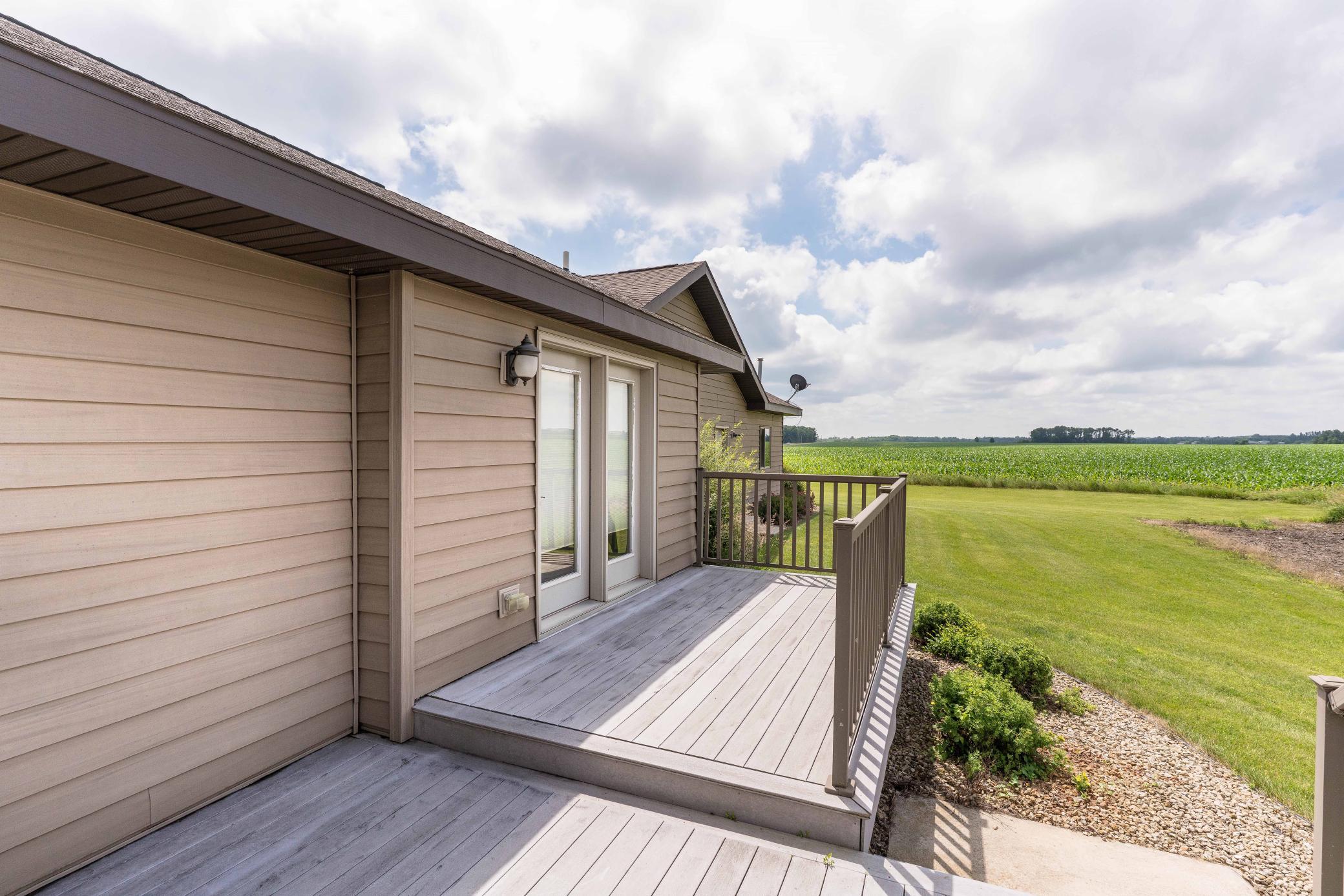 6432 Botzet Rd NE-315.jpg