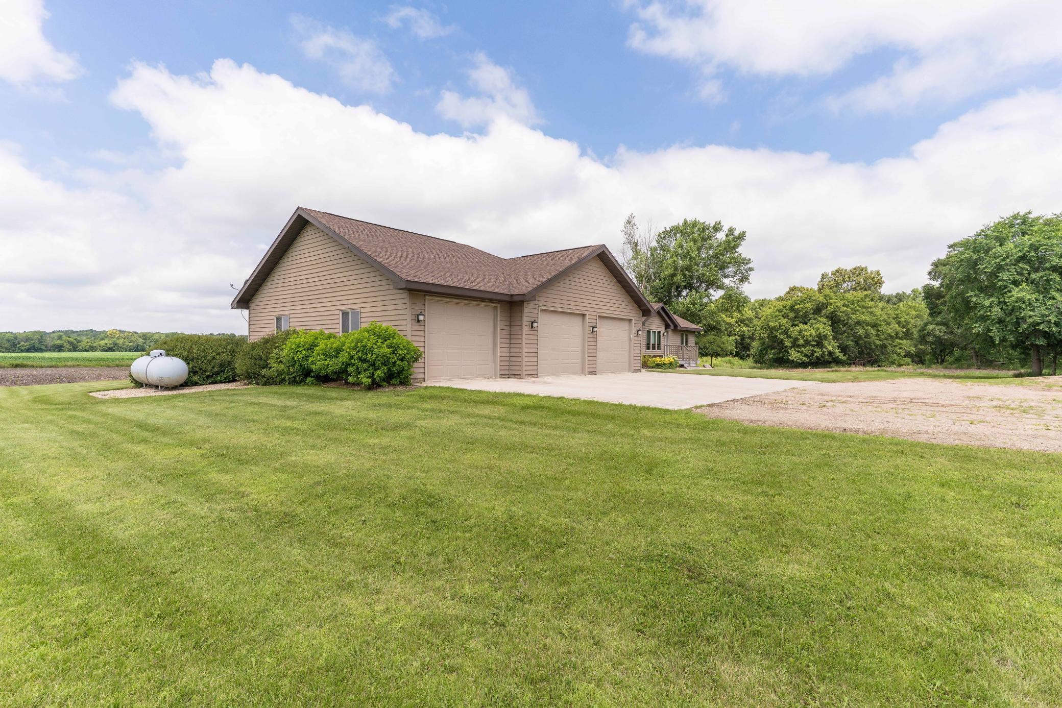 6432 Botzet Rd NE-309.jpg