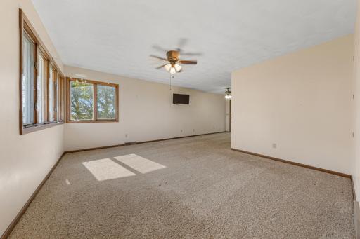 39031 State Hwy 13, Waseca, MN 56093