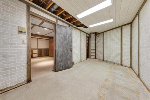 39031 State Hwy 13, Waseca, MN 56093