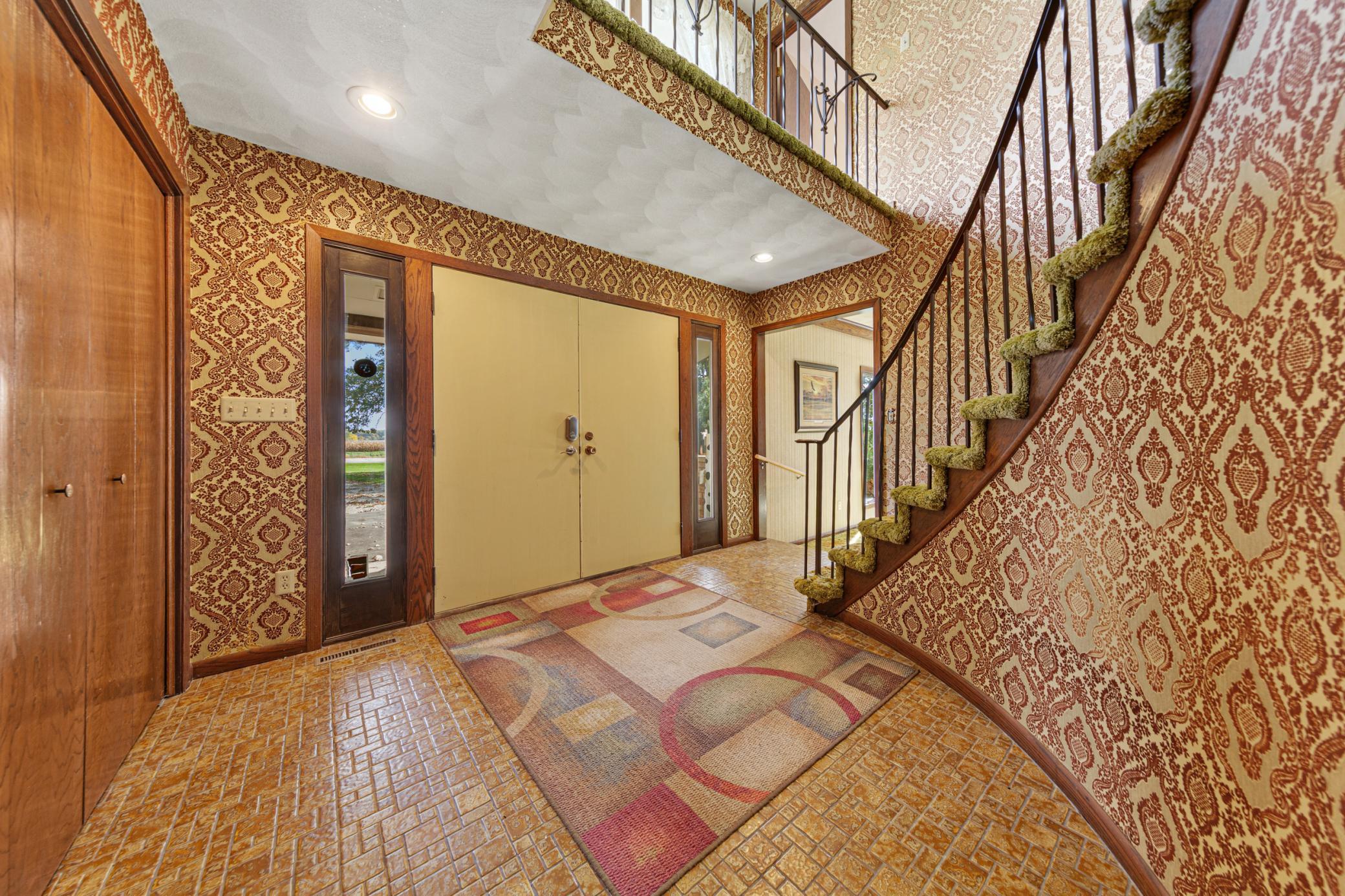 9_8 entry_foyer.jpg