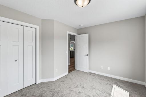 7233 386th Street, North Branch, MN 55056