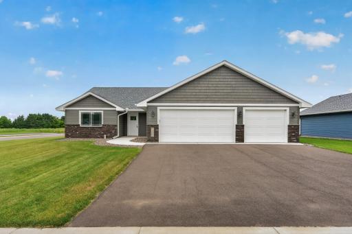 7233 386th Street, North Branch, MN 55056