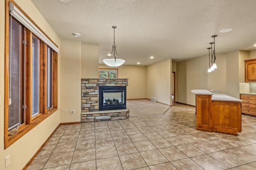 797 Villa Park Way, West Fargo, ND 58078