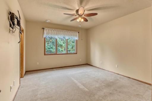 797 Villa Park Way, West Fargo, ND 58078