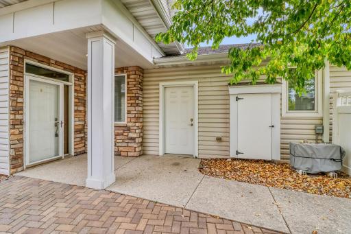 797 Villa Park Way, West Fargo, ND 58078