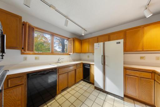16509 Lake Street Extension, Minnetonka, MN 55345