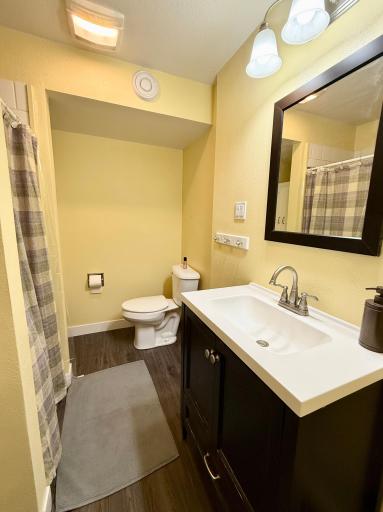 631 4th Avenue NW, Valley City, ND 58072
