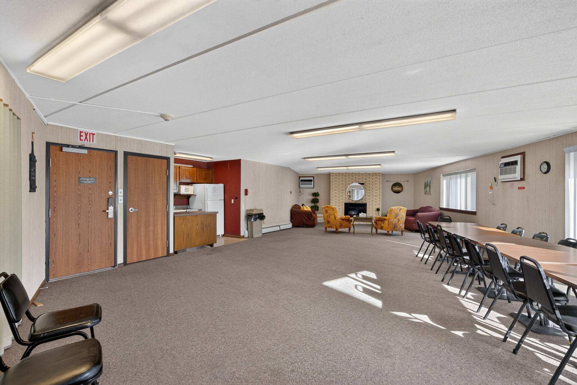 27_2690_Oxford_21927_mls.jpg