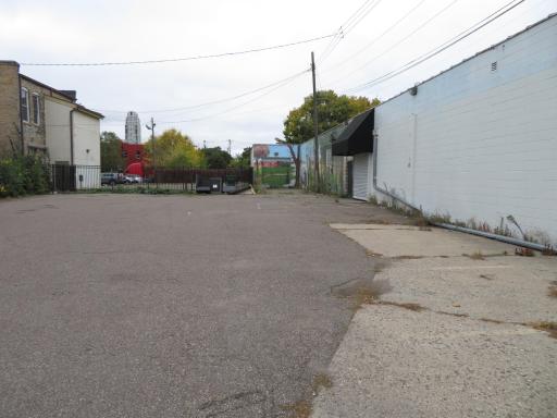 1812 S 6th Street, Minneapolis, MN 55454