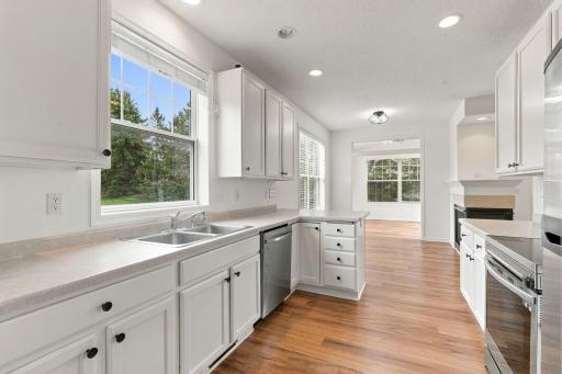 1075 Victoria Greens Boulevard, Victoria, MN 55386