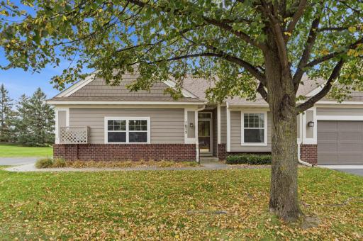 1075 Victoria Greens Boulevard, Victoria, MN 55386