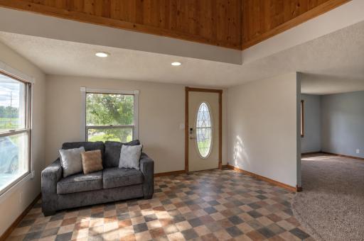 2904 11th Street NE, Austin, MN 55912