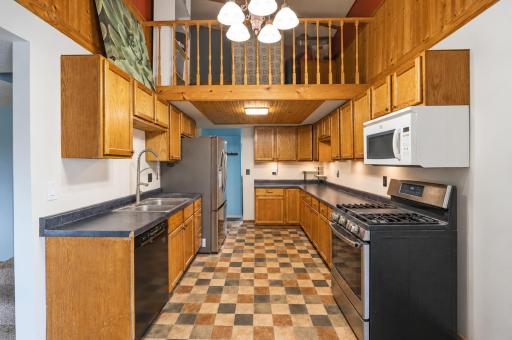2904 11th Street NE, Austin, MN 55912