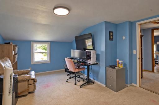 2904 11th Street NE, Austin, MN 55912