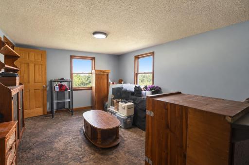 2904 11th Street NE, Austin, MN 55912