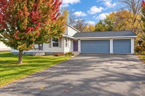 2904 11th Street NE, Austin, MN 55912