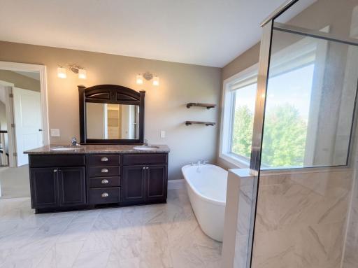 1120 Francesca Court, Chaska, MN 55318