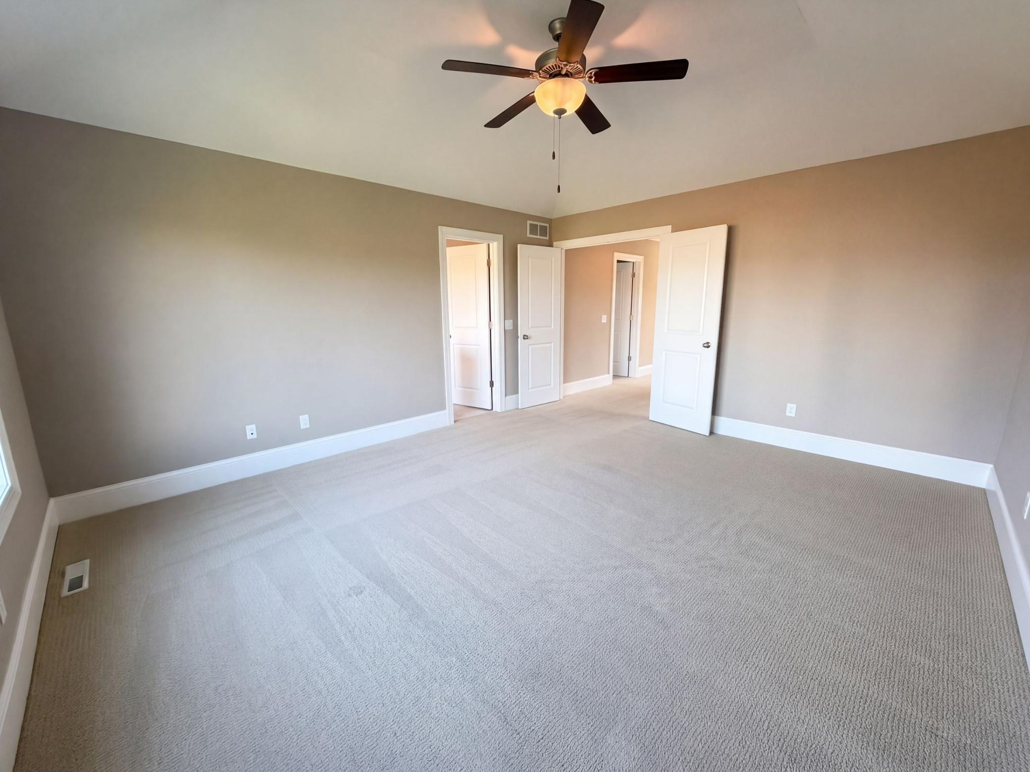 listing_13.jpg