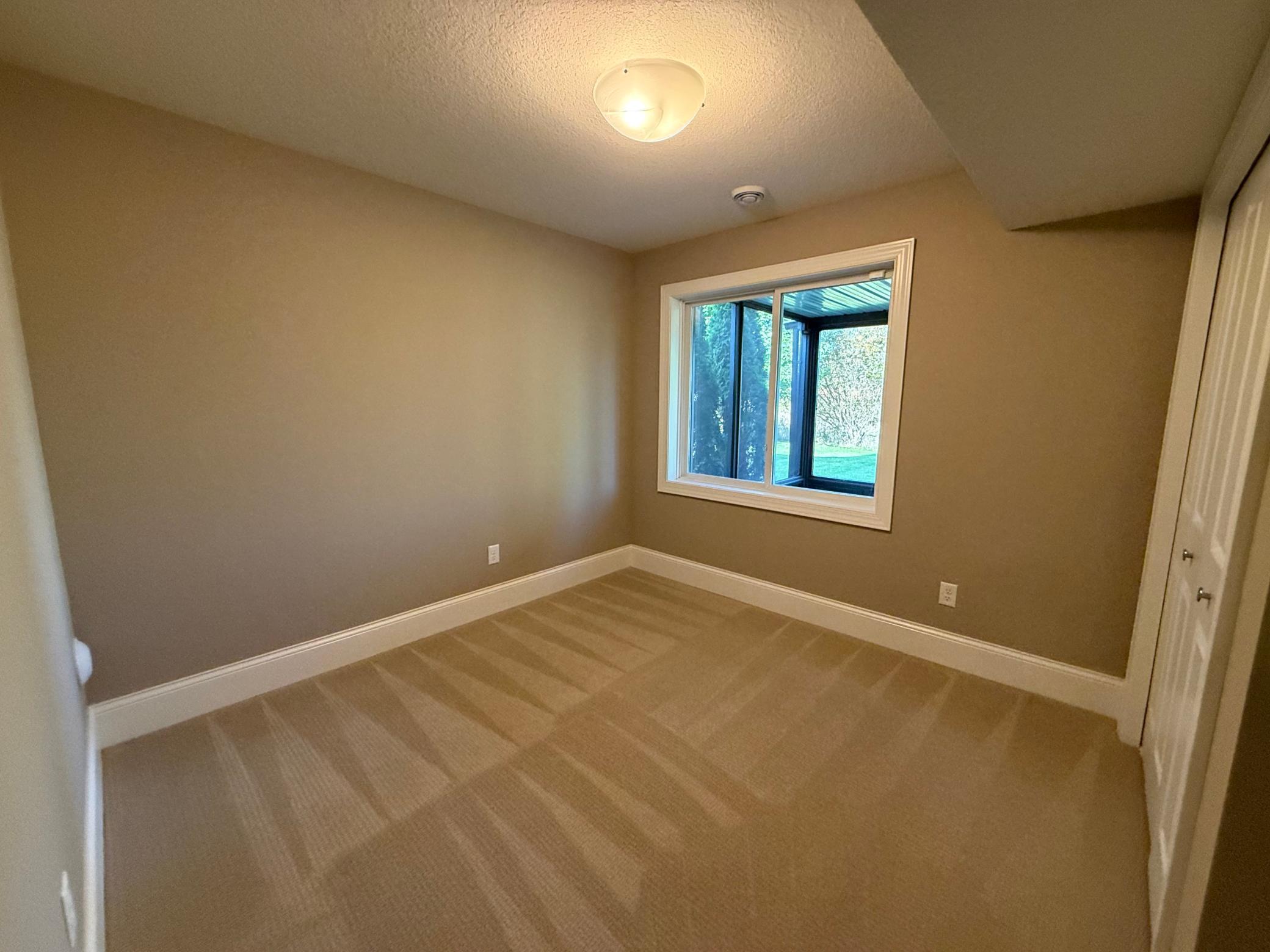 listing_27.jpg