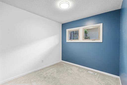 6384 Aspenwood Plaza, Woodbury, MN 55125
