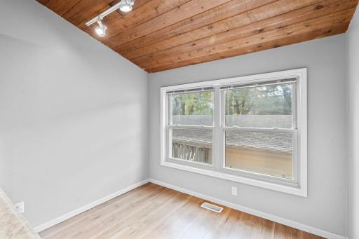 6384 Aspenwood Plaza, Woodbury, MN 55125