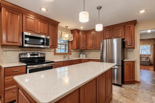 507 1st Street SW, Madelia, MN 56062