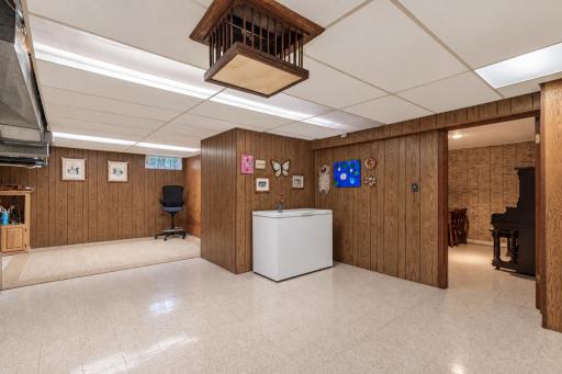 507 1st Street SW, Madelia, MN 56062
