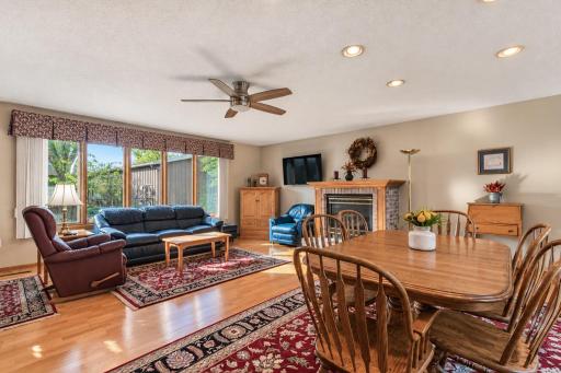 507 1st Street SW, Madelia, MN 56062