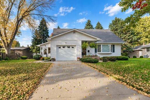 507 1st Street SW, Madelia, MN 56062