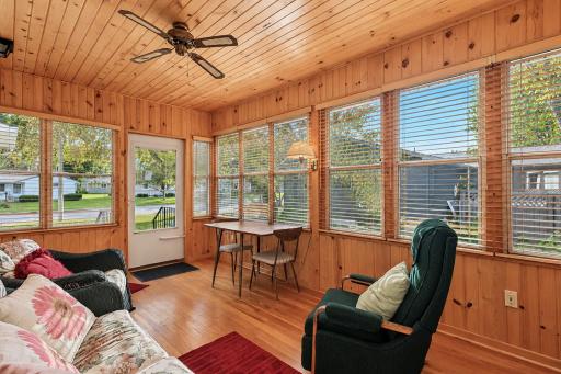 507 1st Street SW, Madelia, MN 56062