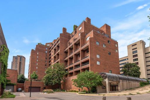 100 2nd Street SE, 406, Minneapolis, MN 55414
