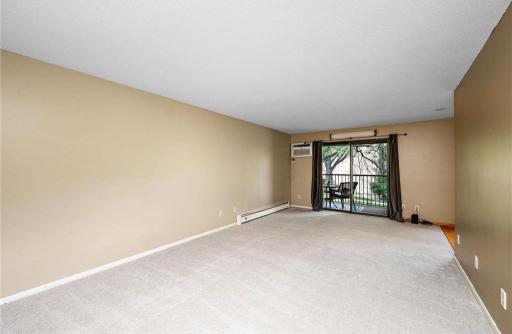 4101 Parklawn Avenue, 201, Edina, MN 55435