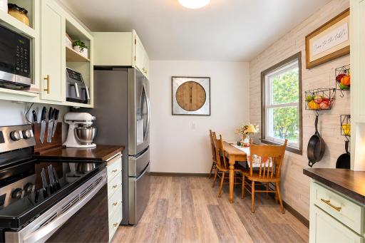301 SE Oak Street, Brownsdale, MN 55918