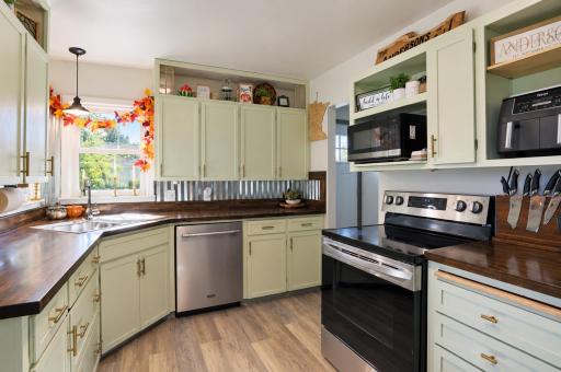 301 SE Oak Street, Brownsdale, MN 55918